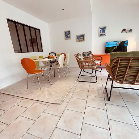 Apartment Rdc De Nauzan